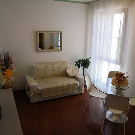 Home Holidays Pisa Exterior foto